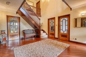 Entrance Hall- click for photo gallery